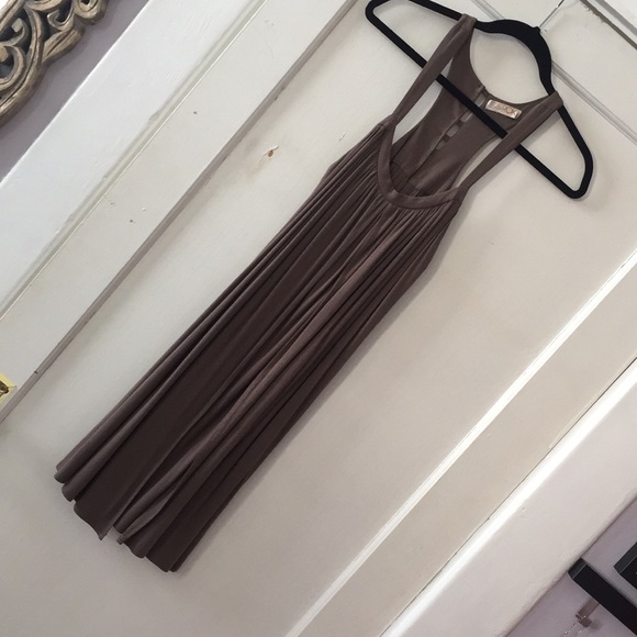 La Rok Dress - Picture 3 of 3